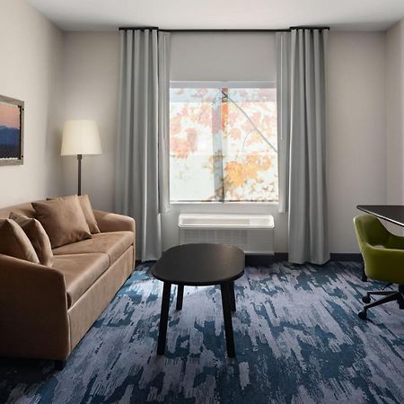 Fairfield By Marriott Inn & Suites Whitsett Greensboro East 外观 照片