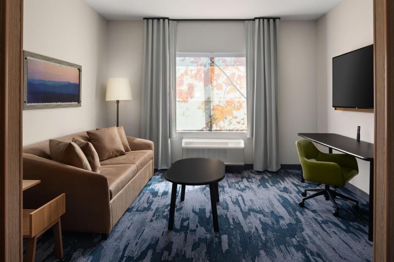 Fairfield By Marriott Inn & Suites Whitsett Greensboro East 外观 照片